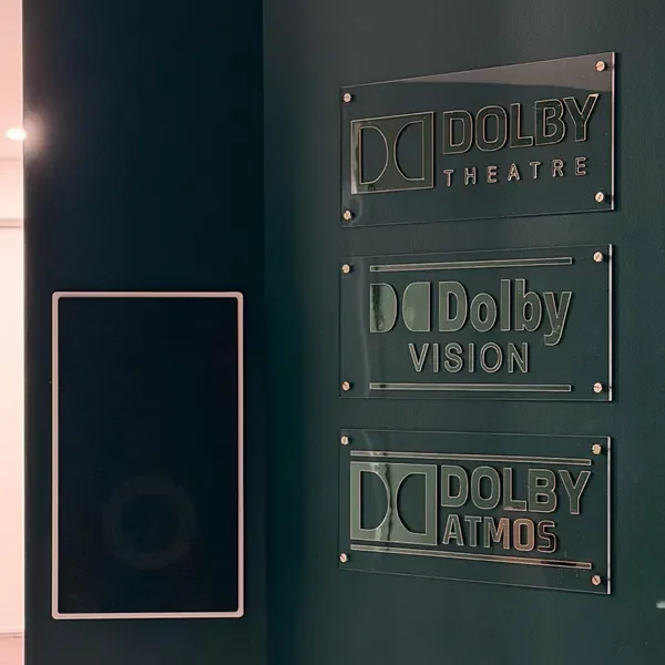 Znak Dolby Atmos: Dekoracja 3D – Home Cinema Wall Lights recenzja i cena
